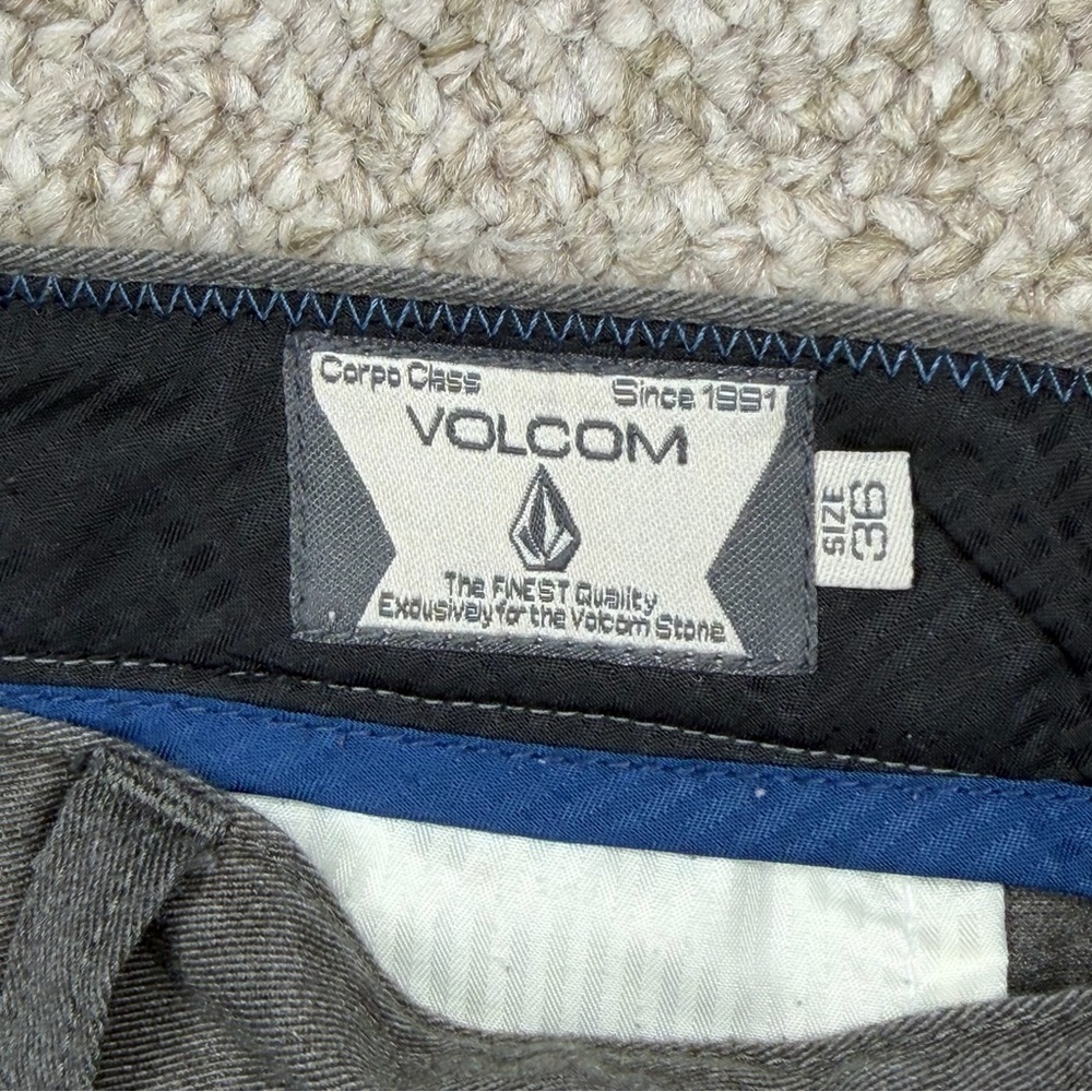 Volcom pants - Picture 5 of 10